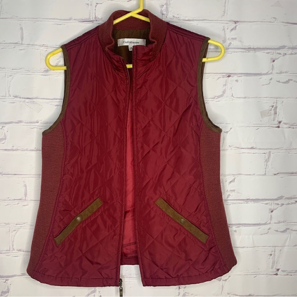 Croft & Barrow small vest‎ - Picture 2 of 5